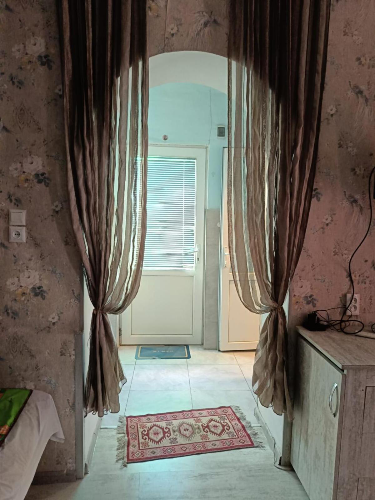 Guest House Nise 第比利斯 外观 照片